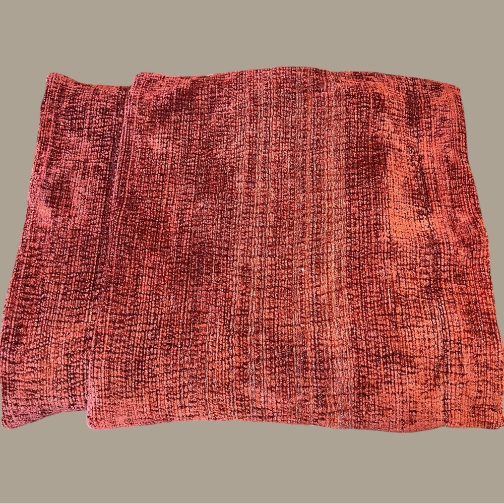 Pottery Barn Pair (2) Heavy Chenille Rust/Burnt Orange Pillow Covers 22”x22”